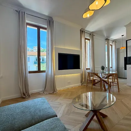 T2 Design En Plein Centre D'ajaccio Аяччо